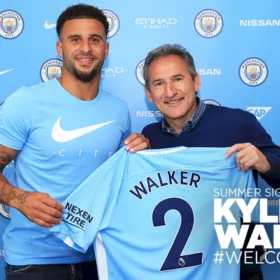 Tin chuyển nhượng: Bom Tấn Kyle Walker Gia Nhập Man City