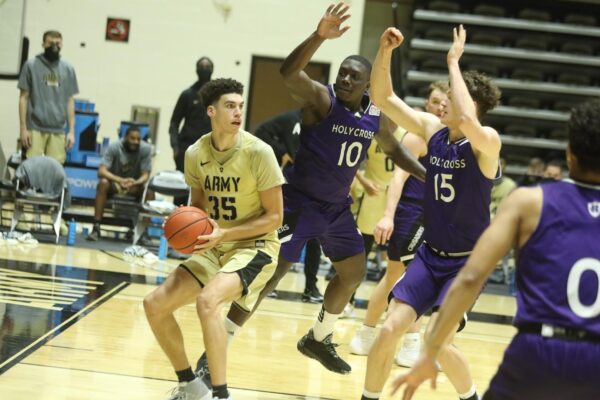 Holy Cross Crusaders vs Army Black Knights