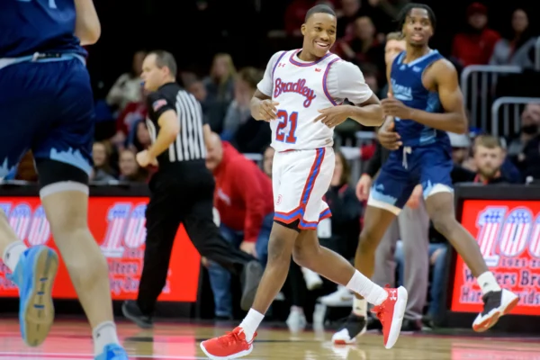 UIC Flames vs Bradley Braves